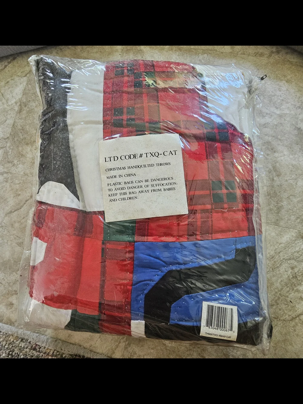 Patchwork Cat Quilt in Red, White, Black, Green, Blue, Yellow
